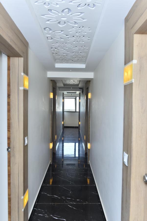 Hotel Royal King By Sky Stays Ahmedabad Exterior photo