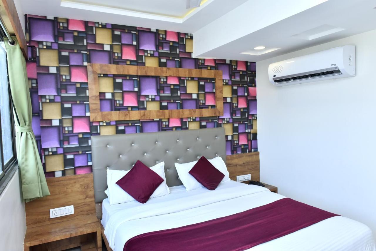 Hotel Royal King By Sky Stays Ahmedabad Exterior photo